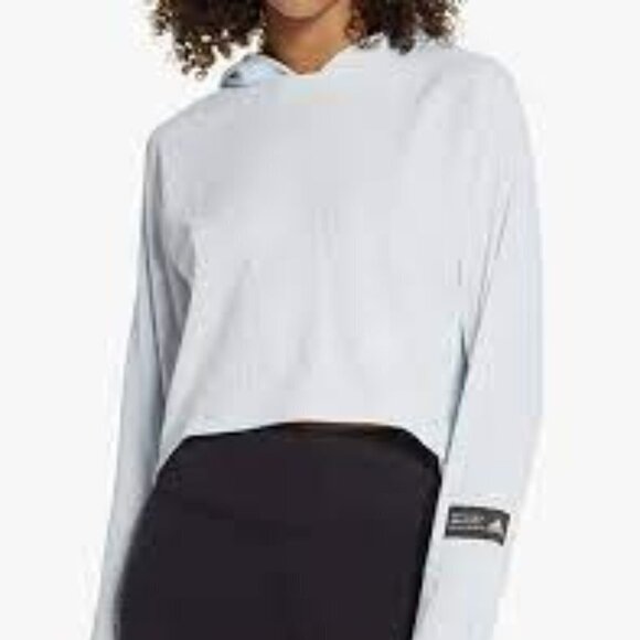 adidas Sweaters - NWT Adidas Cropped Hoodie Size XL
